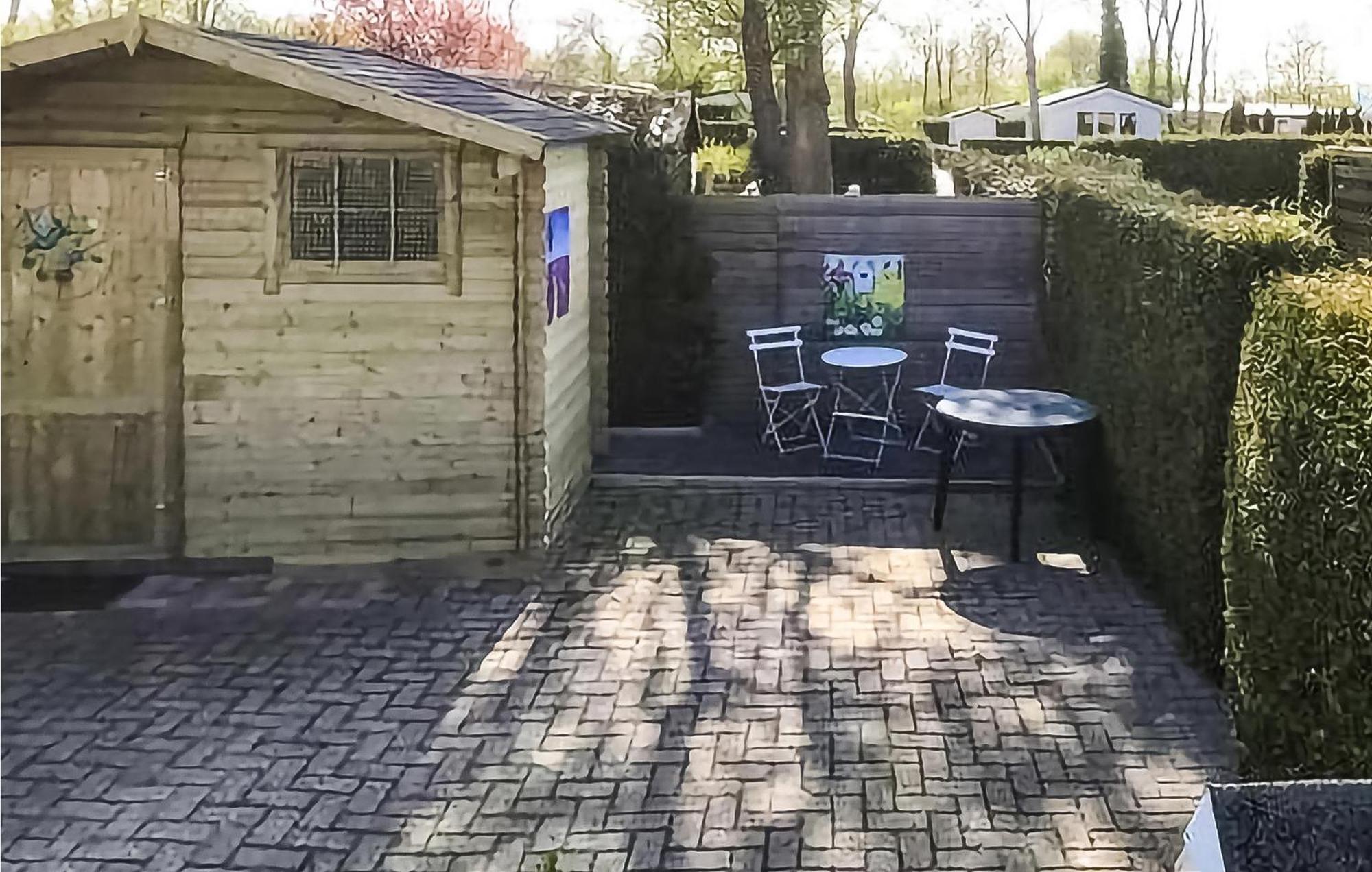 2 Bedroom Nice Home In Tzummarum Exterior photo